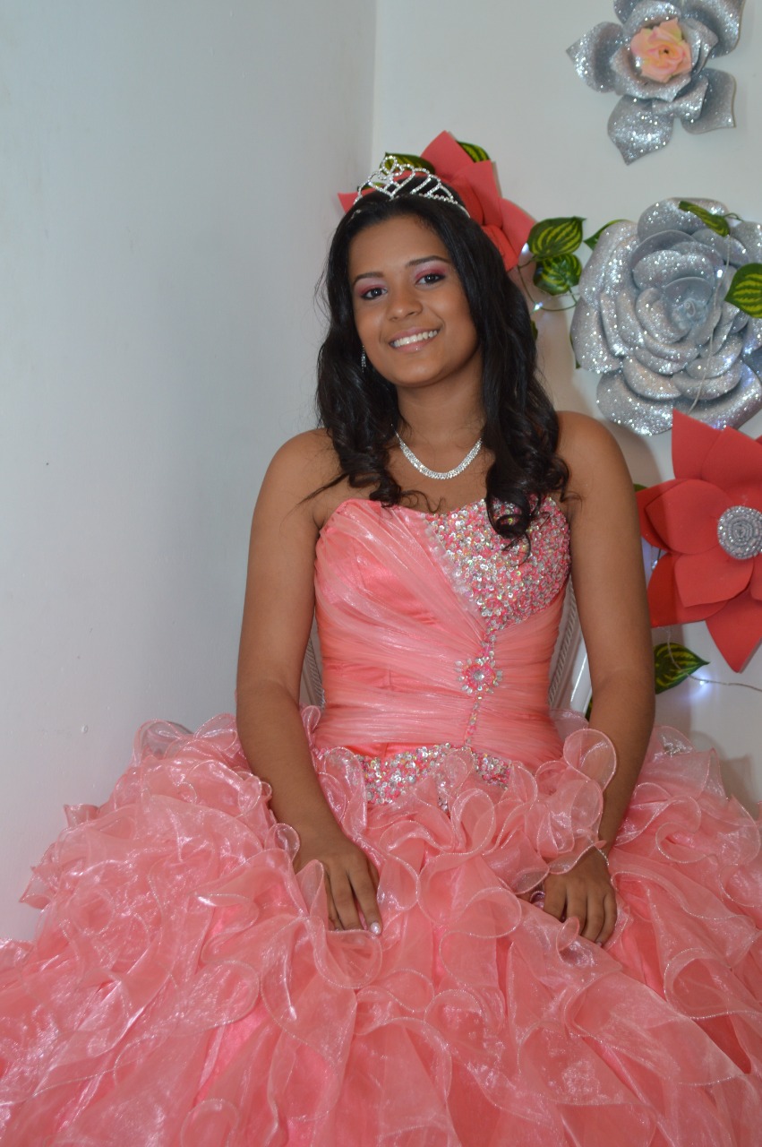 Jhaneise Yiseth Romero Molina, la quinceañera.
